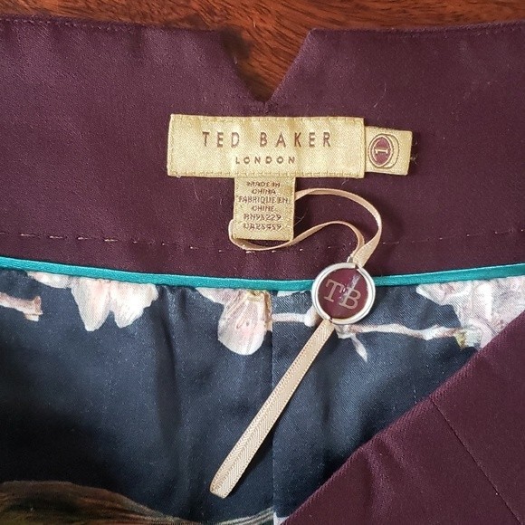 TED BAKER LONDON Tailored Shorts Purple Eggplant Wool Crepe - Picture 12 of 14